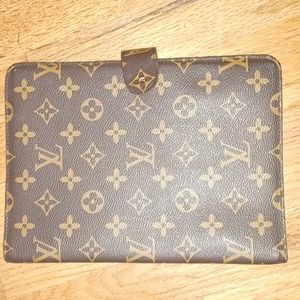 Louis vuitton binder large